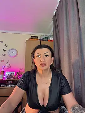 Hotangel75