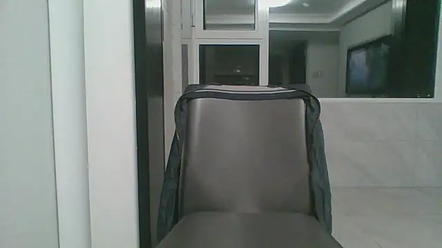 nole_china7 (Ask my age) - talk / fun / cum