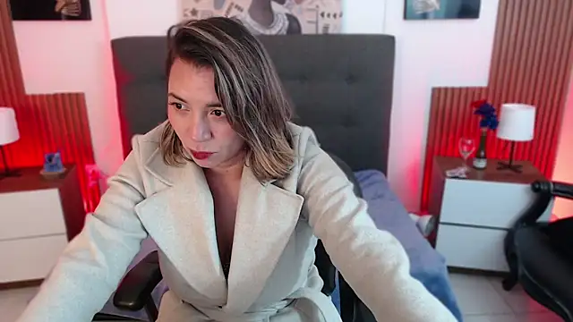 milfsecret69 - Milfsecret69's free webcam - UK Sex Cams
