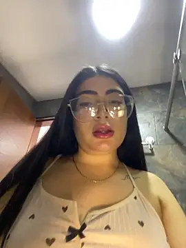 Mia_222 webcam