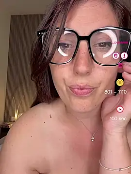mysterygirl__ - MysteryGirl__'s free webcam - UK Sex Cams