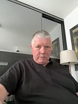 cumboy live sex cam