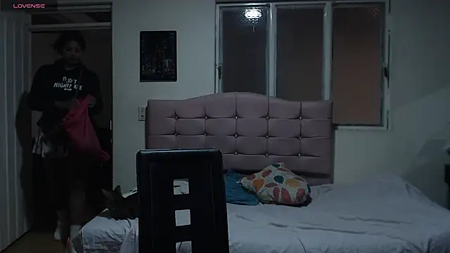 makennaa_ - Makennaa_'s free webcam - UK Sex Cams