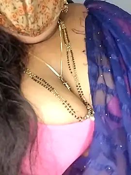 Divyahoty webcam