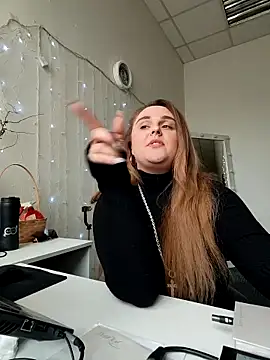 Watch Juicy_PeachLux live on EroticFlix - High definition streams