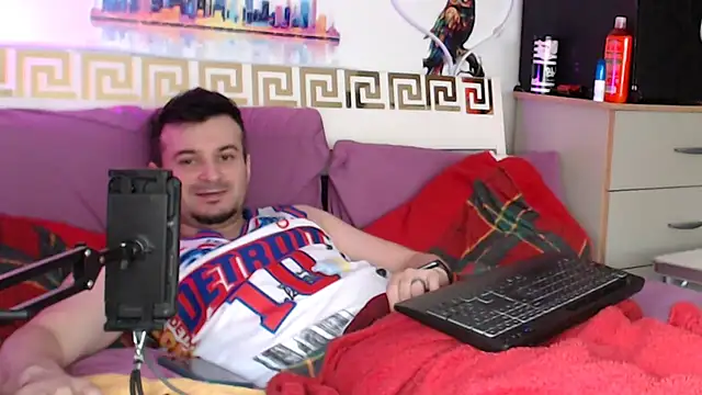 iuligruia69 - Iuligruia69's free webcam - UK Sex Cams