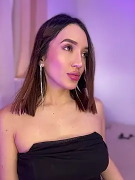 Bella-taylorr webcam