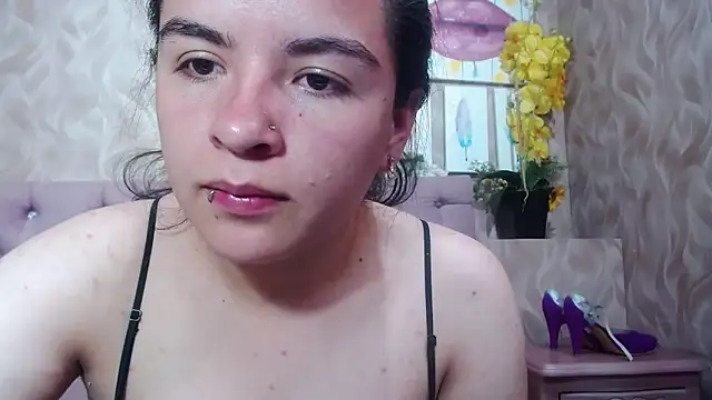 BrittneyFoxx webcam