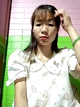 Watch AmyLinee01 live on EroticFlix - High definition streams