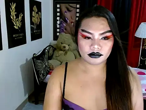 Modelo: TSbrianaHugeCock
