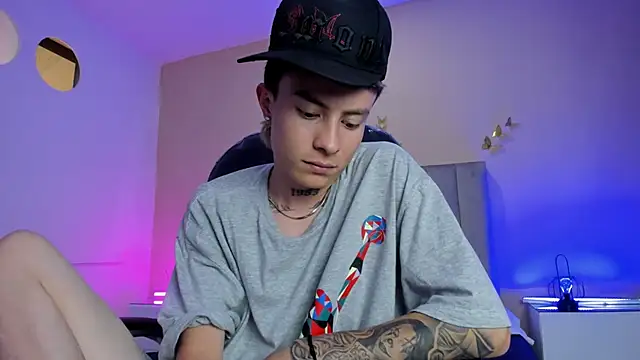 nascary_fox - Nascary_Fox's free webcam - UK Sex Cams