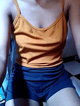bela14 (F young) - Peladinha se masturbando 5 minu