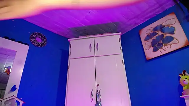 Lunahoney1 live sex cam
