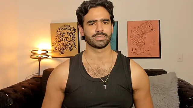 brad_martin (M young) - NAKED AND HARD DICK