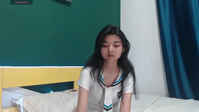 Shy_Kira webcam