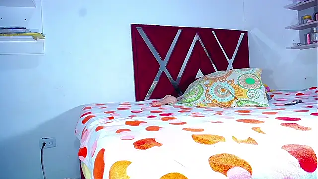 DanisaBrown webcam