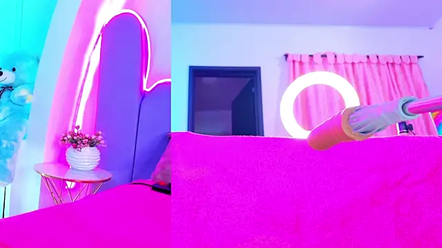 nathaxaleans - NathaxaLeans's free webcam - UK Sex Cams
