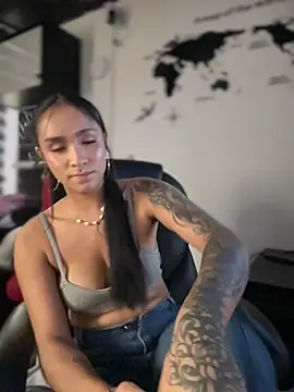 Watch Isabella-Teen live on EroticFlix - High definition streams