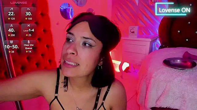 free videochat Roxanne Han