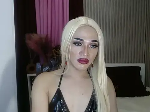 urcumgirlasiants - Urcumgirlasiants's free webcam - UK Sex Cams