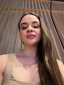 KristiRich webcam