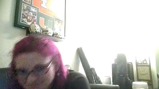 cloudycockteaser - CloudyCockTeaser's free webcam - UK Sex Cams