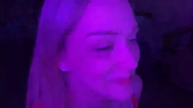 alisiastreitmatter - AlisiaStreitmatter's free webcam - UK Sex Cams