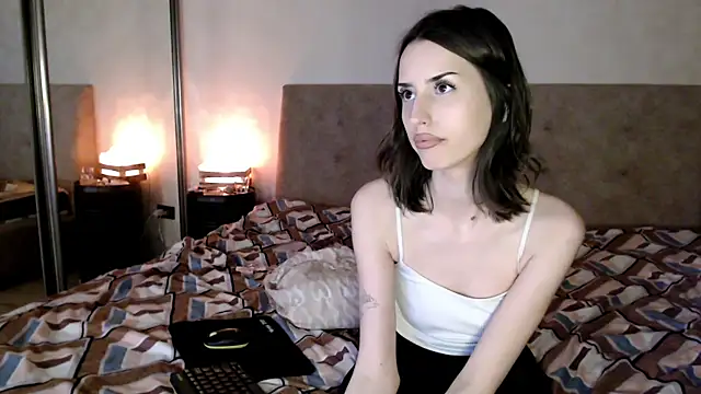 -yummybabes- - -Yummybabes-'s free webcam - UK Sex Cams