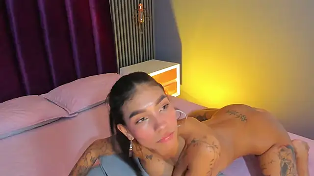 LauraAristizabal webcam