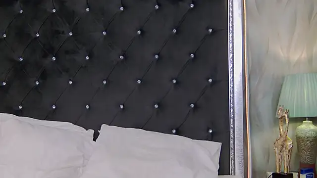 gracemontclaire - GraceMontclaire's free webcam - UK Sex Cams
