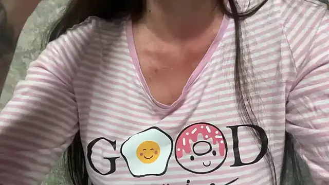 angelinaa19 - Angelinaa19's free webcam - UK Sex Cams