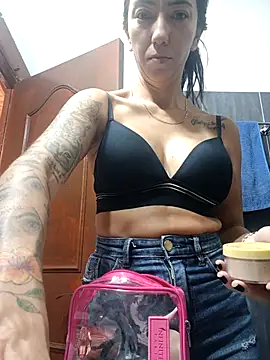 lunazambrano - LunaZambrano's free webcam - UK Sex Cams