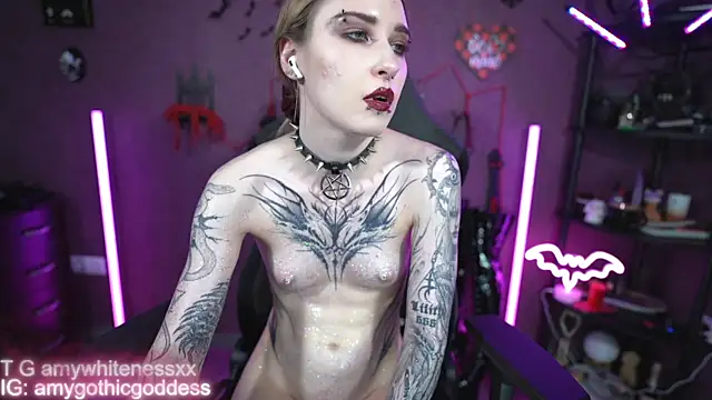 Amywhitenessxx
