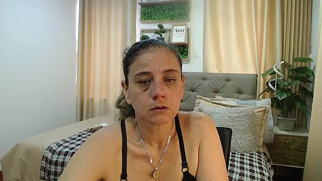 Watch sasi_luna live on EroticFlix - High definition streams