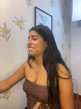 laia_white - Laia_white's free webcam