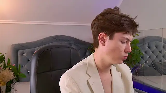 mark_ian_ (M twink) - #ahegao #bisexuals #brunettes #bubblebutt #cam2cam #cei #cock-rating #cuckold #dirty-talk #ejaculation #erotic-dance #flexing #foot-fetish #hd #humiliation #jerk-off-instruction #massage #masturbation #medium #middle-priced-privates #new #oil-show #orgasm #precum #recordable-publics #role-play #sexting #short-hair #small-audience #smoking #spanking #sph #striptease #twinks #vers #white