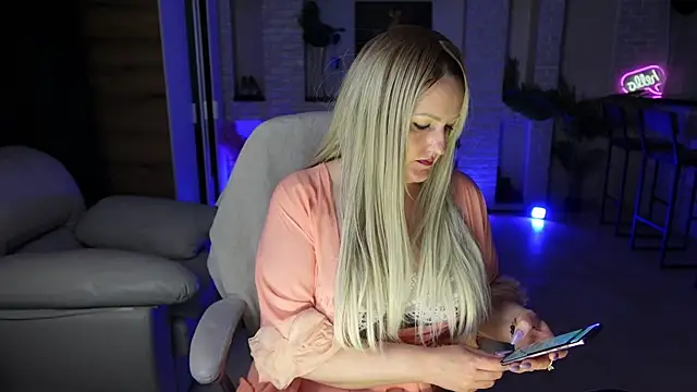 mariemlui - MariemLui's free webcam - UK Sex Cams