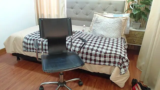 sasi_luna webcam
