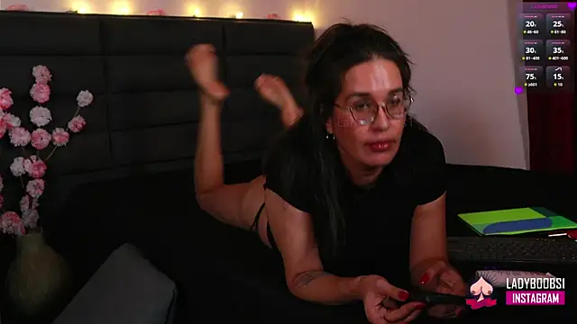 kathieandpovcock1 live sex cam