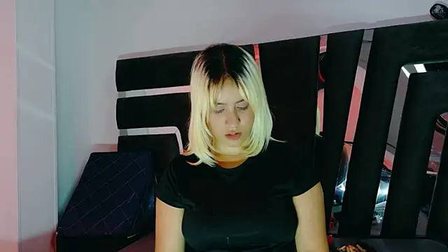 AliceandMax live sex cam