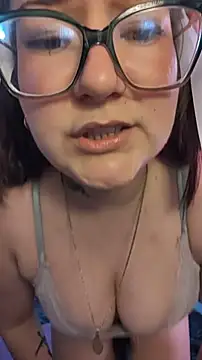 HunnyyLove webcam