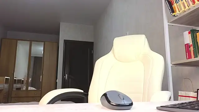 Marietta_Castro live sex cam