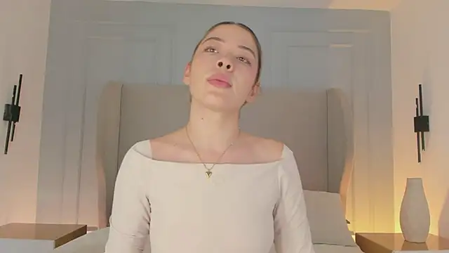 chloe_d webcam