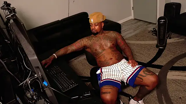 slangondemhoes - SLANGONDEMHOES's free webcam - UK Sex Cams