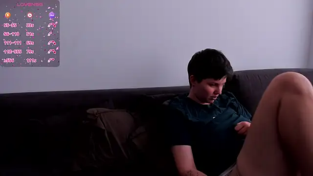 tenderly_couple - Tenderly_Couple's free webcam - UK Sex Cams
