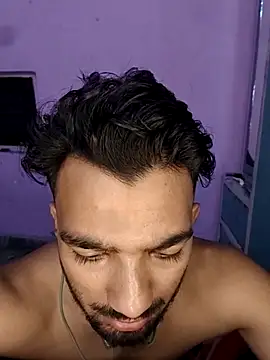 itsplayboy031 - ItsPlayboy031's free webcam - UK Sex Cams