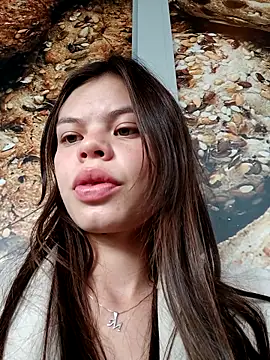 _Isabella-7 webcam