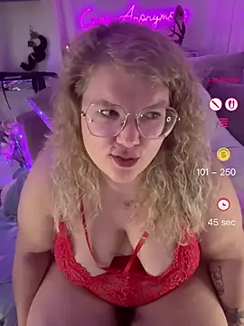 CurvyAnonymousGirl89 webcam