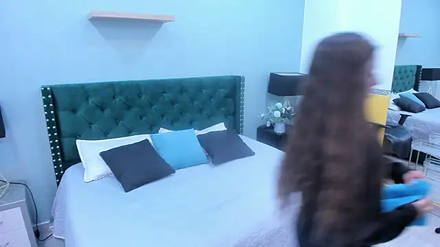 VioletaNova webcam