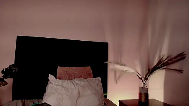 CelesteQueeen webcam
